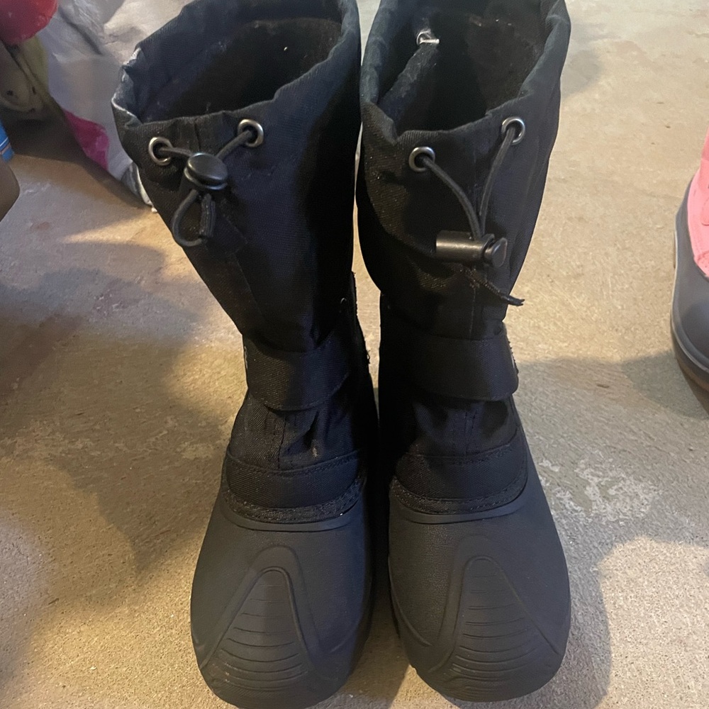 Kamik boys snow boots